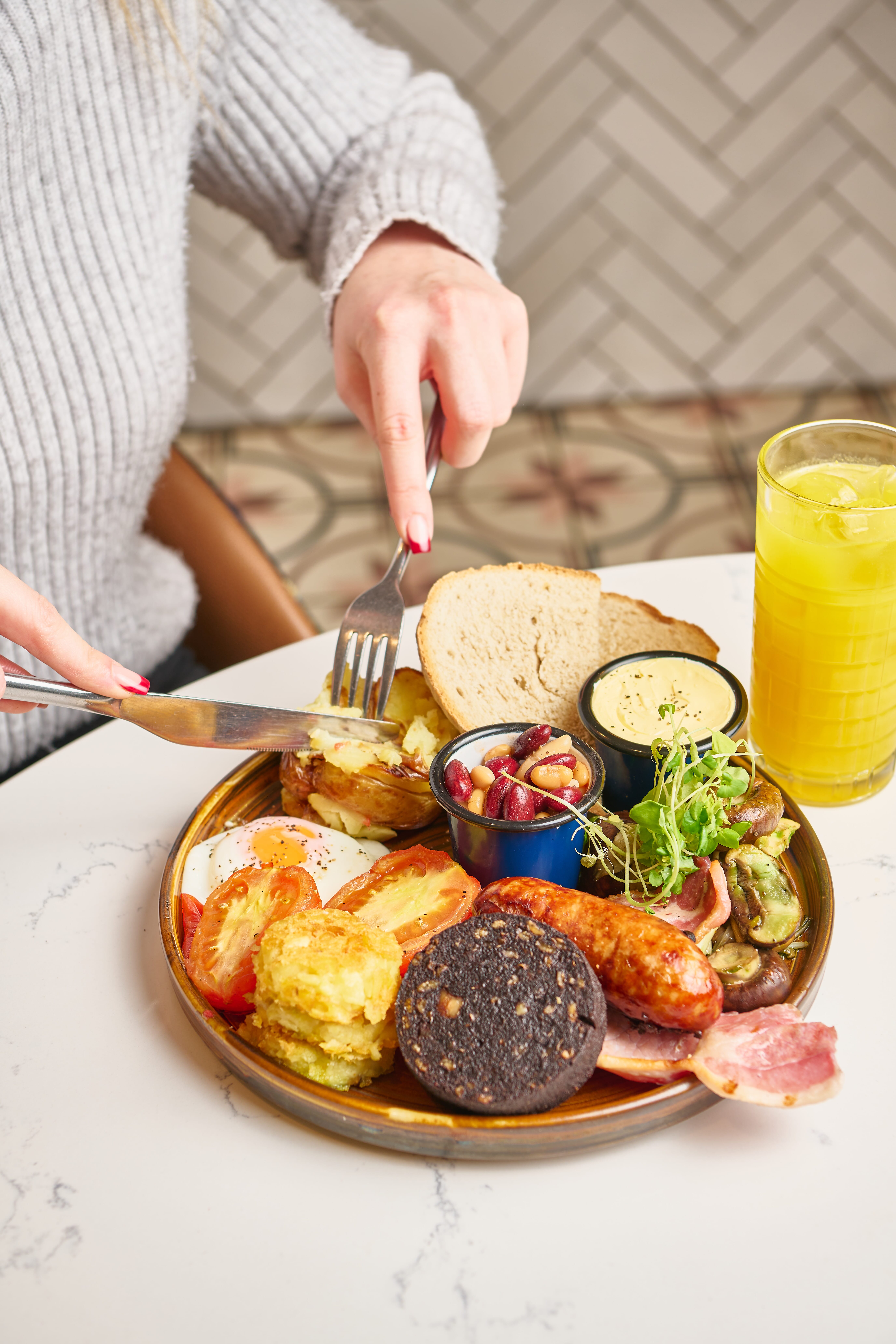 Breakfast at The Maple